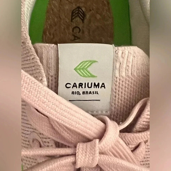 Cariuma | Oca Low Rose Red Canvas Sneakers - Picture 3 of 8